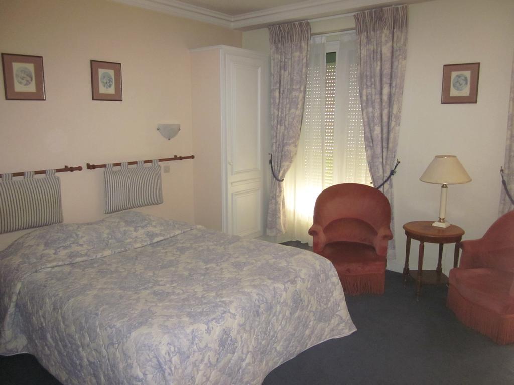 Les Hotes De Cezanne Sezanne Room photo